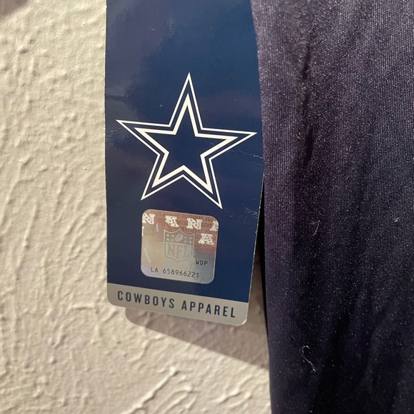 Dallas Cowboys Dak Prescott Jersey Style T Shirt - Picture 4 of 6